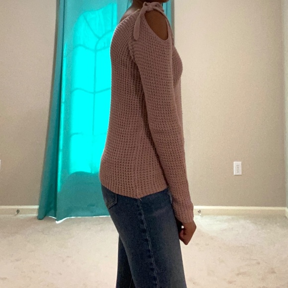 Blush Cold Shoulder Sweater - Picture 2 of 5